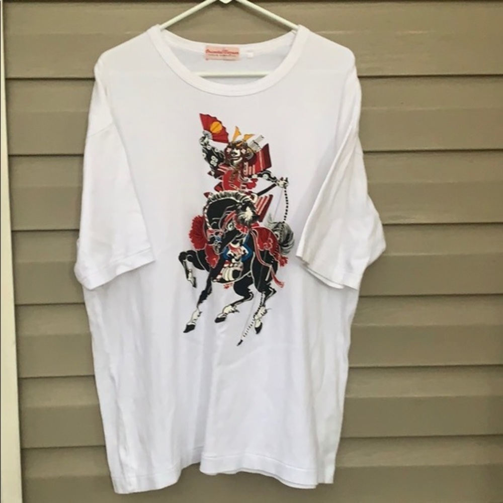 Oriental Bazaar mens white& black tee shirt $5/25